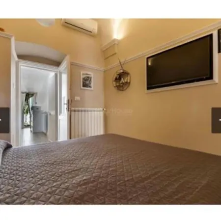 Dimora Dileonardo Apartment
