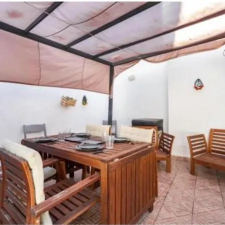 Dimora Dileonardo Apartment